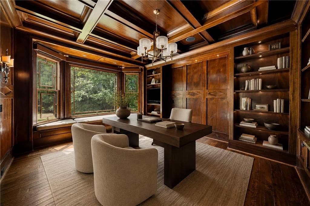 6 bedroom, 9 bathroom, 10,519 sq ft single family residence for sale at 4500 Powers Ferry Road, Atlanta, GA 30327 — photo 6