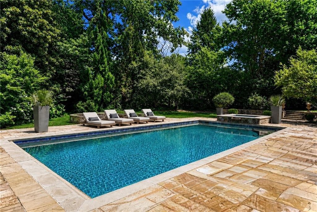 6 bedroom, 9 bathroom, 10,519 sq ft single family residence for sale at 4500 Powers Ferry Road, Atlanta, GA 30327 — photo 3