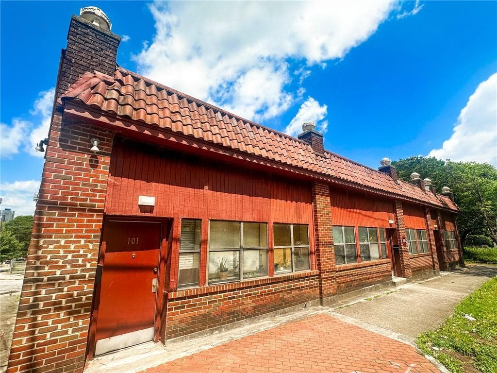 triplex for sale at 530 Parkway Drive, Atlanta, GA 30308 — photo 3