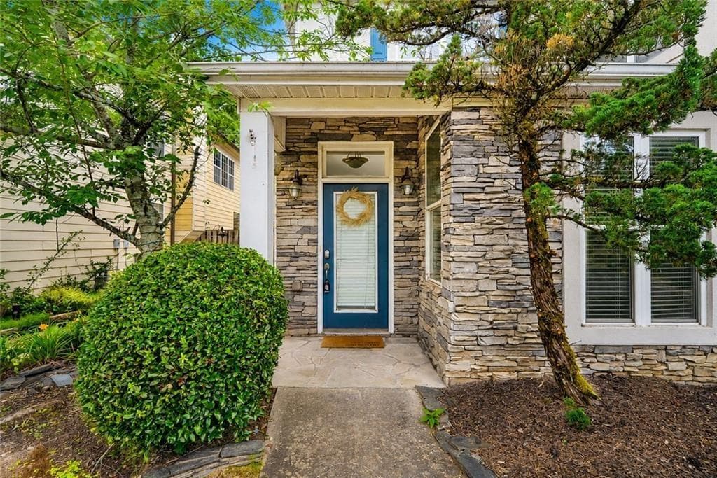 3 bedroom, 3 bathroom, 2,788 sq ft single family residence for sale at 1366 Brookhaven Village Circle, Atlanta, GA 30319
