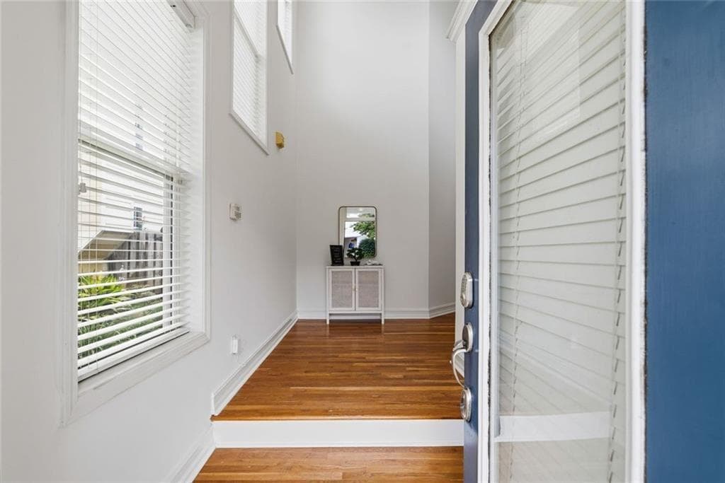 3 bedroom, 3 bathroom, 2,788 sq ft single family residence for sale at 1366 Brookhaven Village Circle, Atlanta, GA 30319 — photo 3