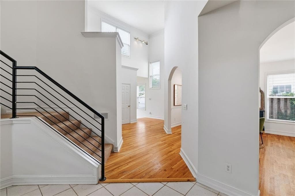 3 bedroom, 3 bathroom, 2,788 sq ft single family residence for sale at 1366 Brookhaven Village Circle, Atlanta, GA 30319 — photo 4