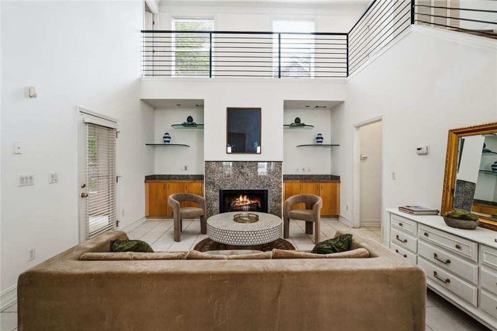 3 bedroom, 3 bathroom, 2,788 sq ft single family residence for sale at 1366 Brookhaven Village Circle, Atlanta, GA 30319 — photo 8