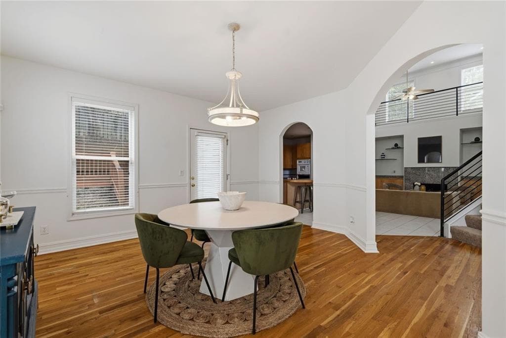 3 bedroom, 3 bathroom, 2,788 sq ft single family residence for sale at 1366 Brookhaven Village Circle, Atlanta, GA 30319 — photo 10