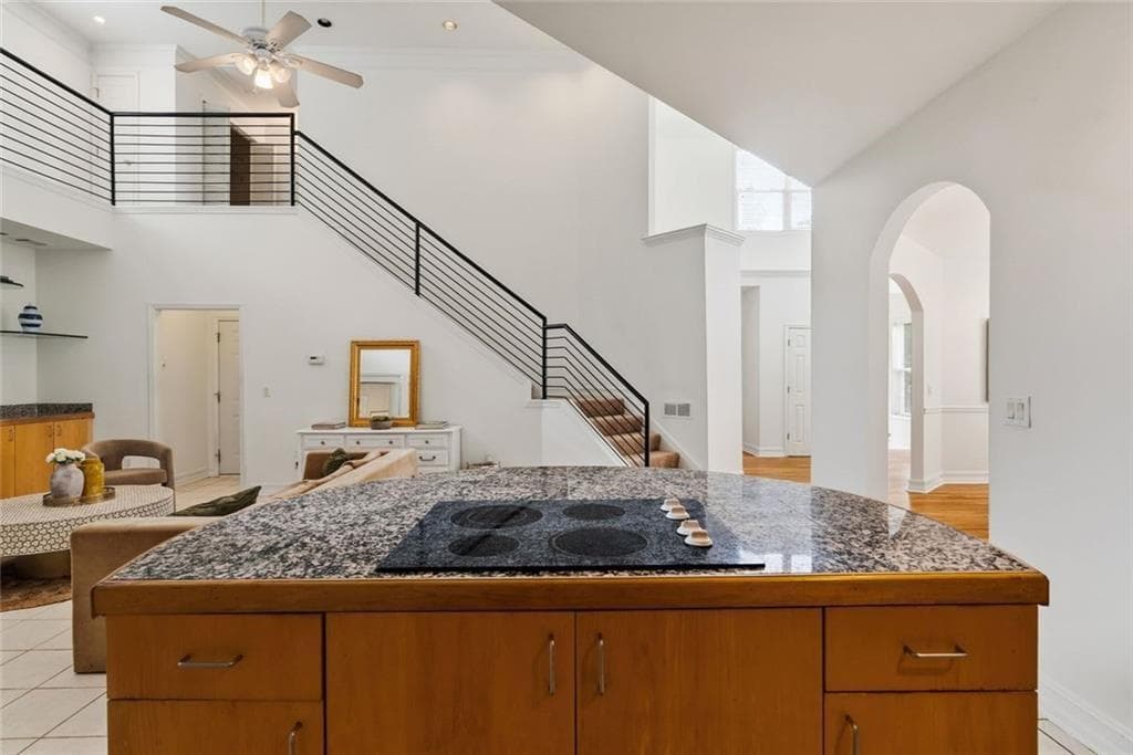 3 bedroom, 3 bathroom, 2,788 sq ft single family residence for sale at 1366 Brookhaven Village Circle, Atlanta, GA 30319 — photo 7