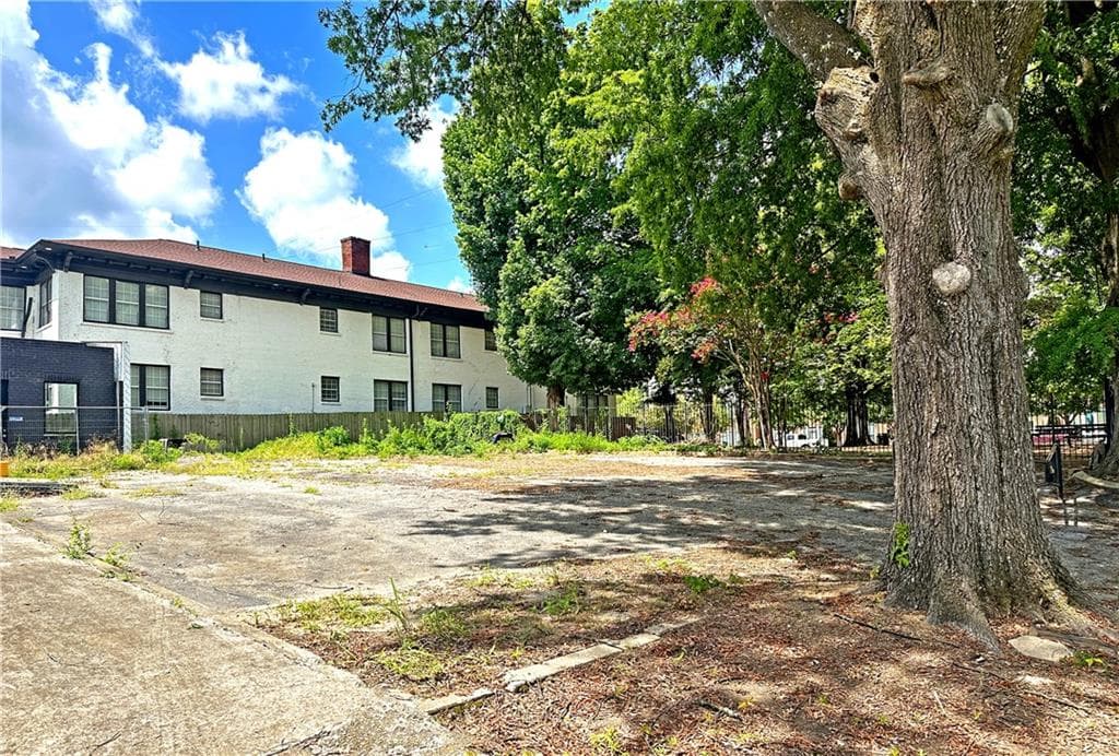 single family residence for sale at 479 Angier Avenue, Atlanta, GA 30312 — photo 2