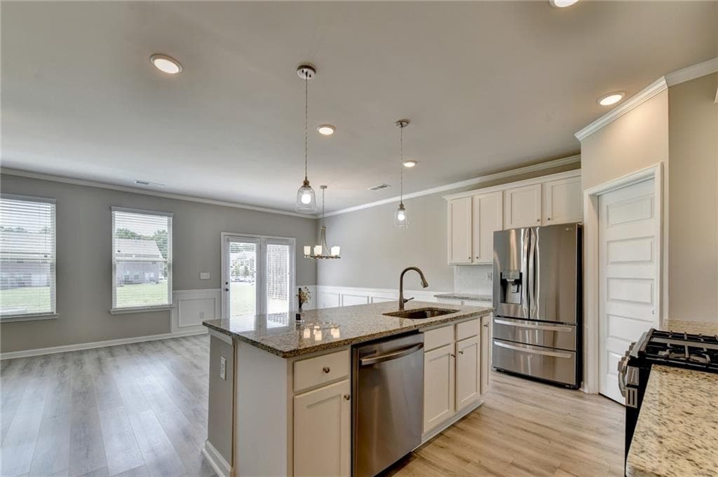 3 bedroom, 3 bathroom, 1,928 sq ft townhouse for sale at 1864 Shetley Creek Drive, Norcross, GA 30071 — photo 7