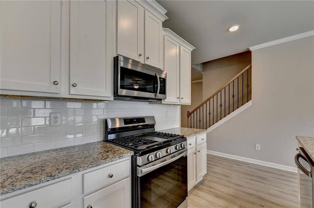 3 bedroom, 3 bathroom, 1,928 sq ft townhouse for sale at 1864 Shetley Creek Drive, Norcross, GA 30071 — photo 10