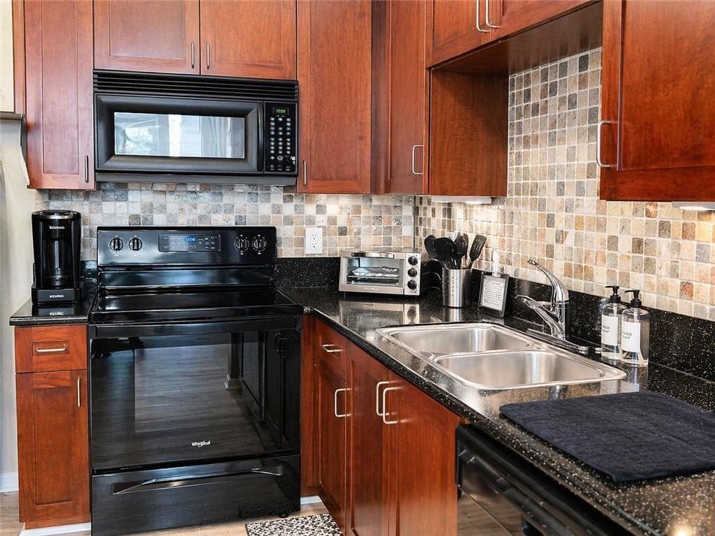 1 bedroom, 1 bathroom condominium for rent at 401 NW 16th Street 1271, Atlanta, GA 30363 for $2,095 a month — photo 4
