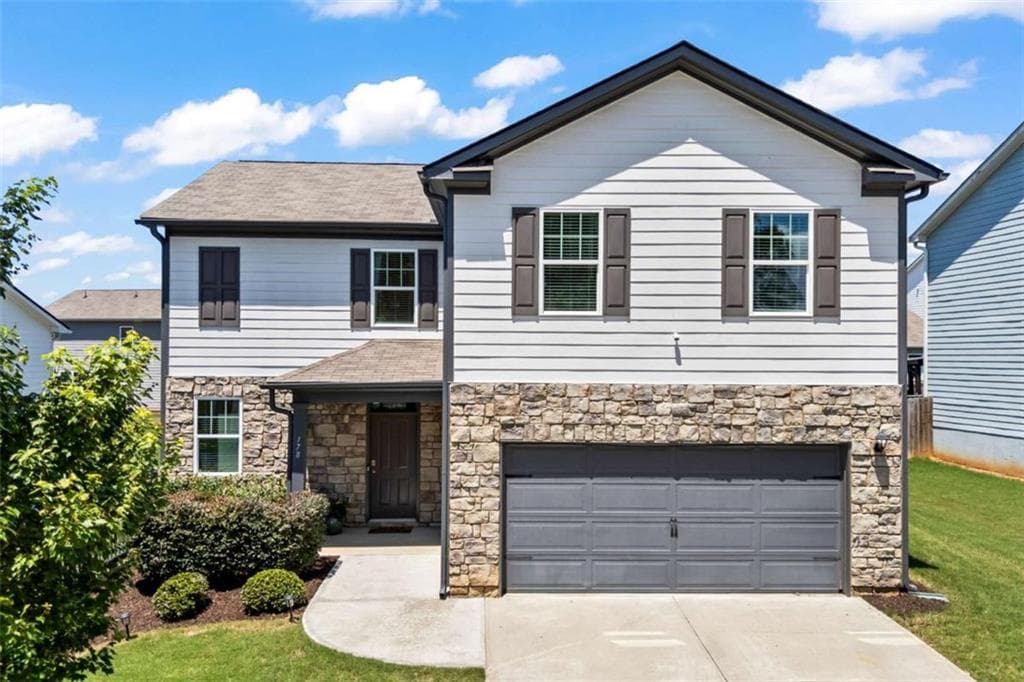 4 bedroom, 3 bathroom, 2,115 sq ft single family residence for sale at 178 Starbuck Parkway, Pendergrass, GA 30567 — photo 1 of 43