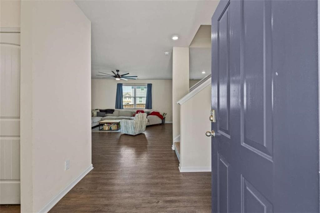 4 bedroom, 3 bathroom, 2,115 sq ft single family residence for sale at 178 Starbuck Parkway, Pendergrass, GA 30567 — photo 3