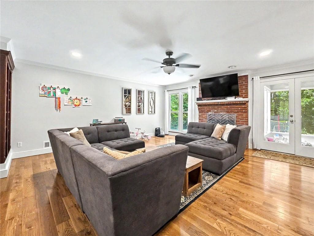 3 bedroom, 3 bathroom, 1,950 sq ft single family residence for sale at 626 Hunt Station Drive, Lawrenceville, GA 30044 — photo 8