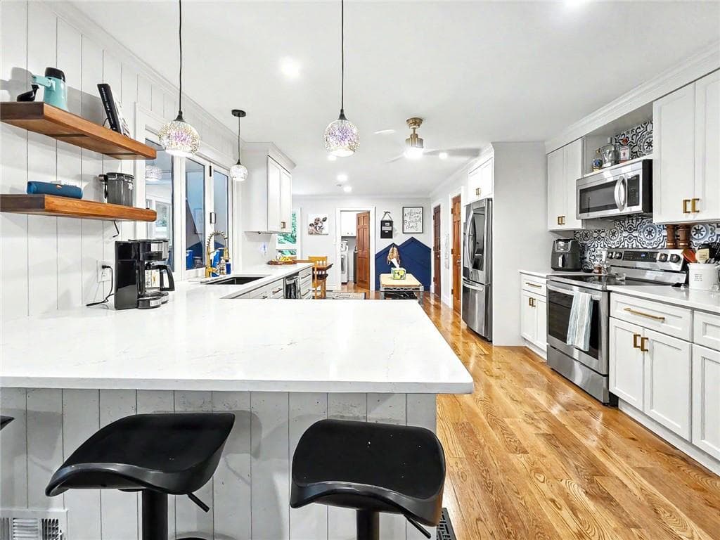3 bedroom, 3 bathroom, 1,950 sq ft single family residence for sale at 626 Hunt Station Drive, Lawrenceville, GA 30044 — photo 10