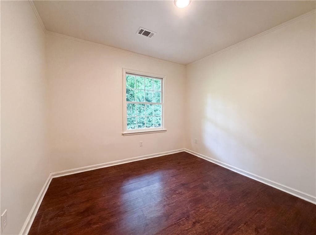 3 bedroom, 1 bathroom, 1,205 sq ft single family residence for sale at 856 Glenway Drive, Atlanta, GA 30344 — photo 9