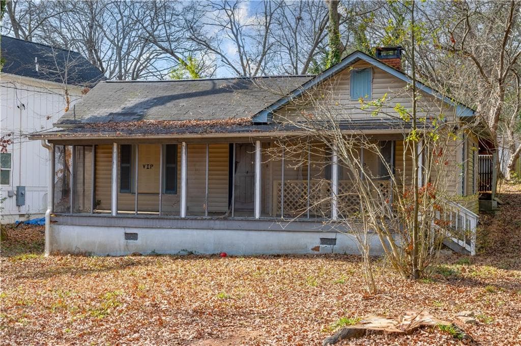 2 bedroom, 1 bathroom, 1,348 sq ft single family residence for sale at 2965 Pearl Street, East Point, GA 30344 — photo 3
