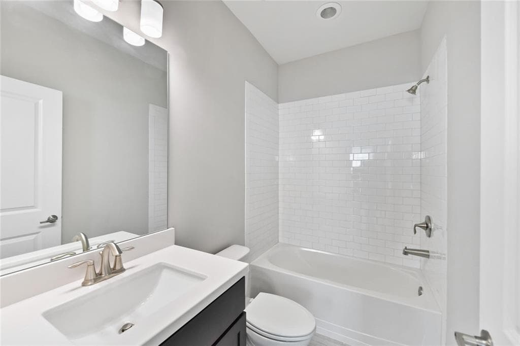 4 bedroom, 4 bathroom, 3,081 sq ft townhouse for rent at 712 Alden Drive, Decatur, GA 30030 for $3,650 a month — photo 6