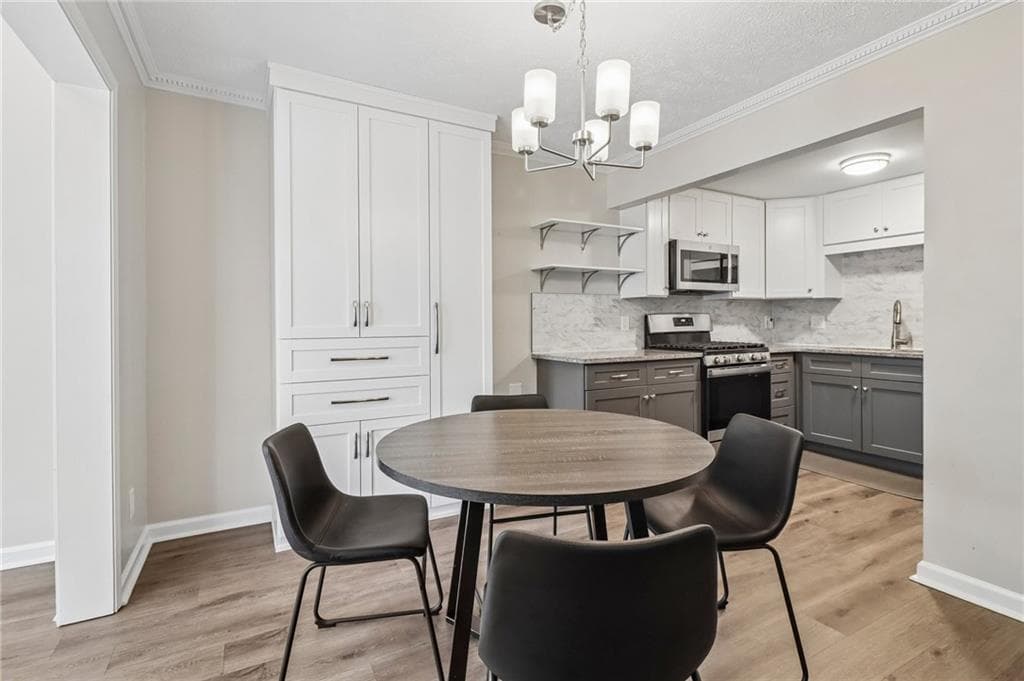 3 bedroom, 2 bathroom, 1,241 sq ft condominium for sale at 1605 Homestead Trail, Alpharetta, GA 30004 — photo 5