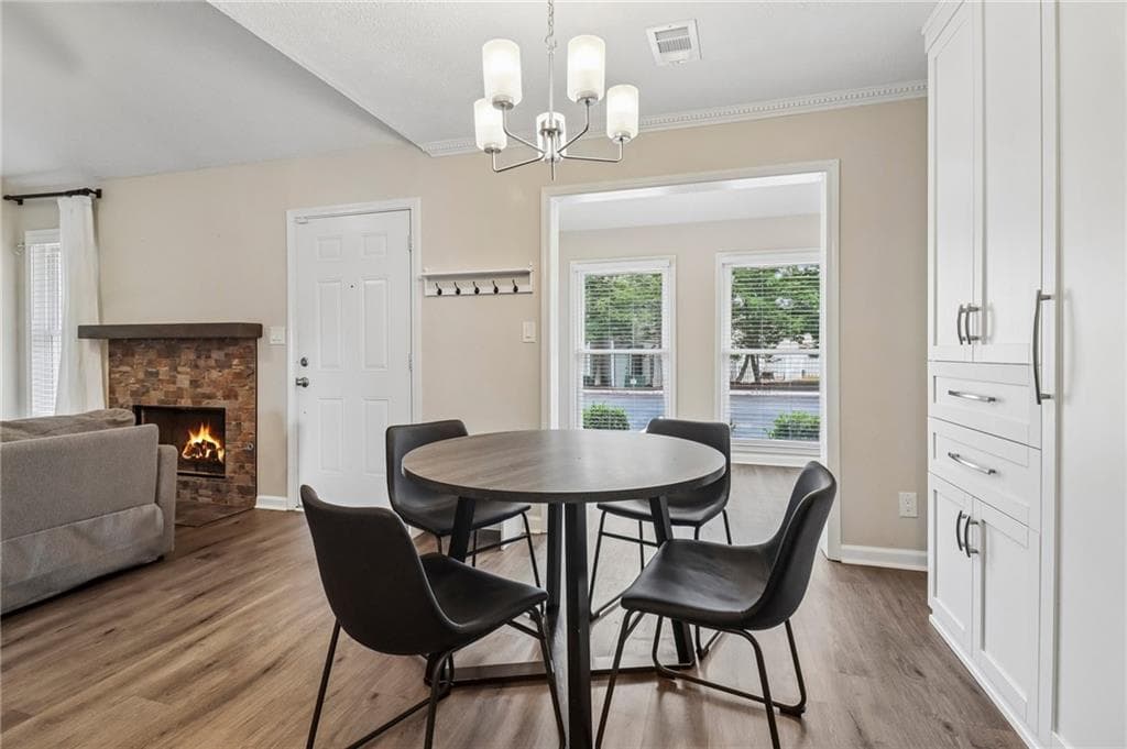 3 bedroom, 2 bathroom, 1,241 sq ft condominium for sale at 1605 Homestead Trail, Alpharetta, GA 30004 — photo 6
