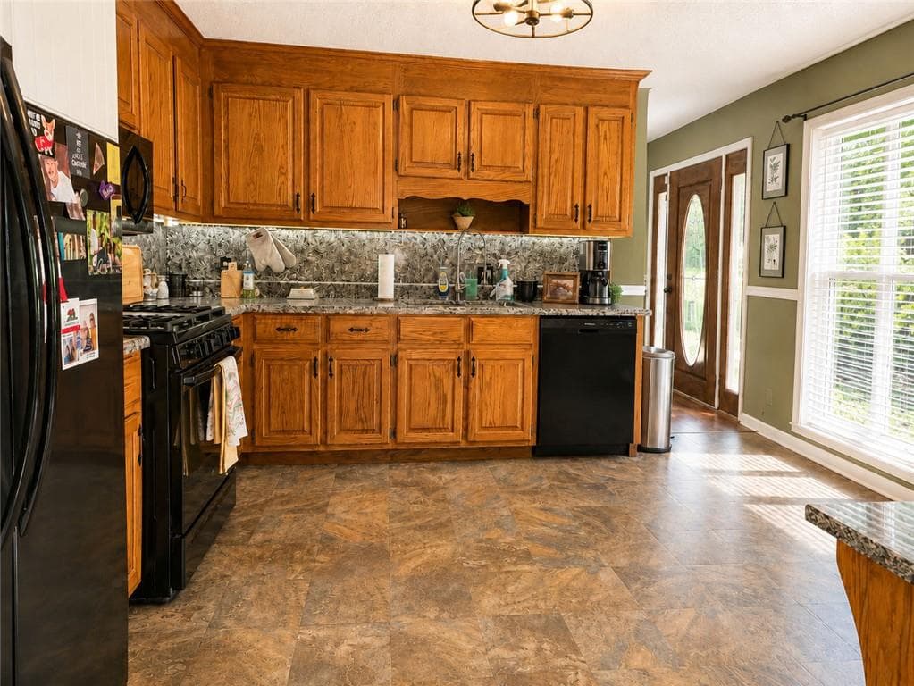 3 bedroom, 4 bathroom, 2,068 sq ft single family residence for sale at 591 Prospect Road, Rockmart, GA 30153 — photo 9