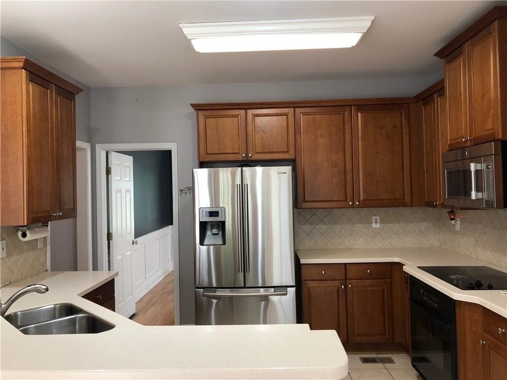 5 bedroom, 4 bathroom single family residence for rent at 1917 Barrett Knoll Circle, Kennesaw, GA 30152 for $3,495 a month — photo 8