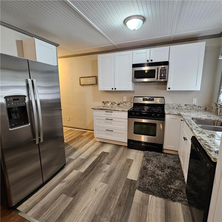 3 bedroom, 2 bathroom, 1,193 sq ft duplex for rent at 2123 Barbara Lane, Decatur, GA 30032 for $1,550 a month — photo 3