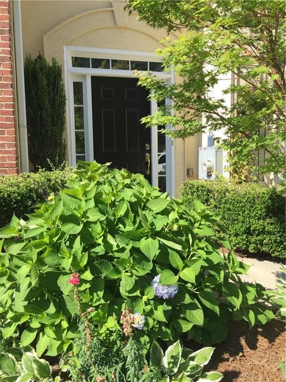 3 bedroom, 3 bathroom, 1,538 sq ft townhouse for rent at 4126 Rogers Creek Court, Duluth, GA 30096 for $2,000 a month — photo 2