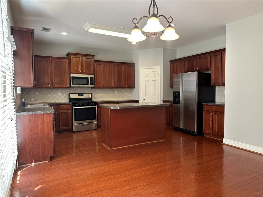 5 bedroom, 3 bathroom, 2,686 sq ft single family residence for rent at 669 Maple Grove Way, Marietta, GA 30066 for $2,895 a month — photo 7