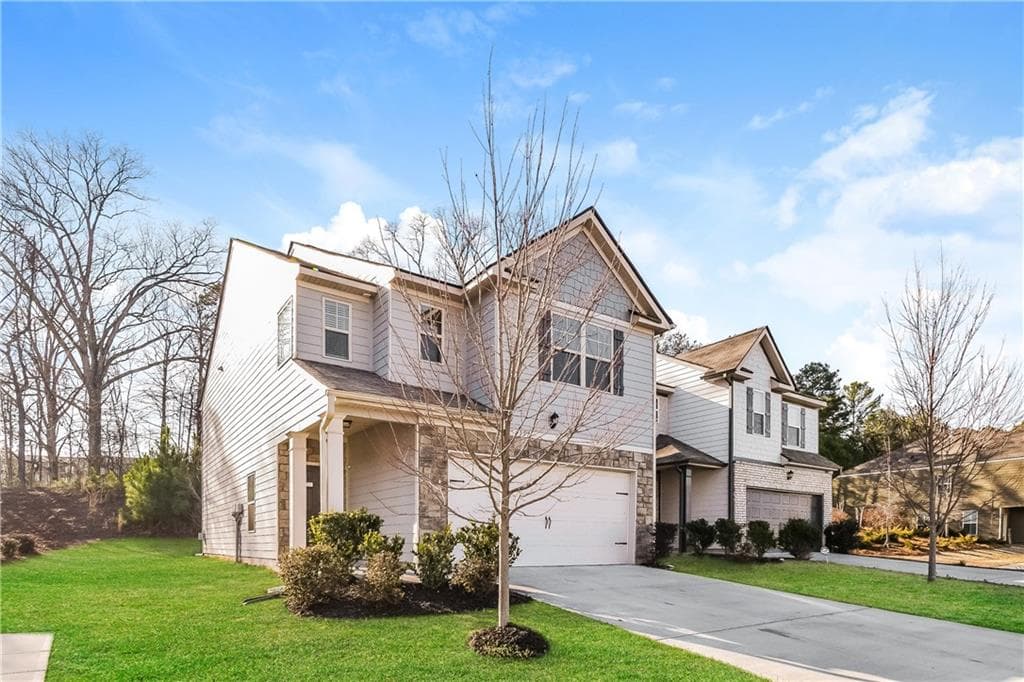 3 bedroom, 3 bathroom, 1,966 sq ft single family residence for rent at 4995 Rapahoe Trail, Atlanta, GA 30349 for $2,340 a month — photo 2