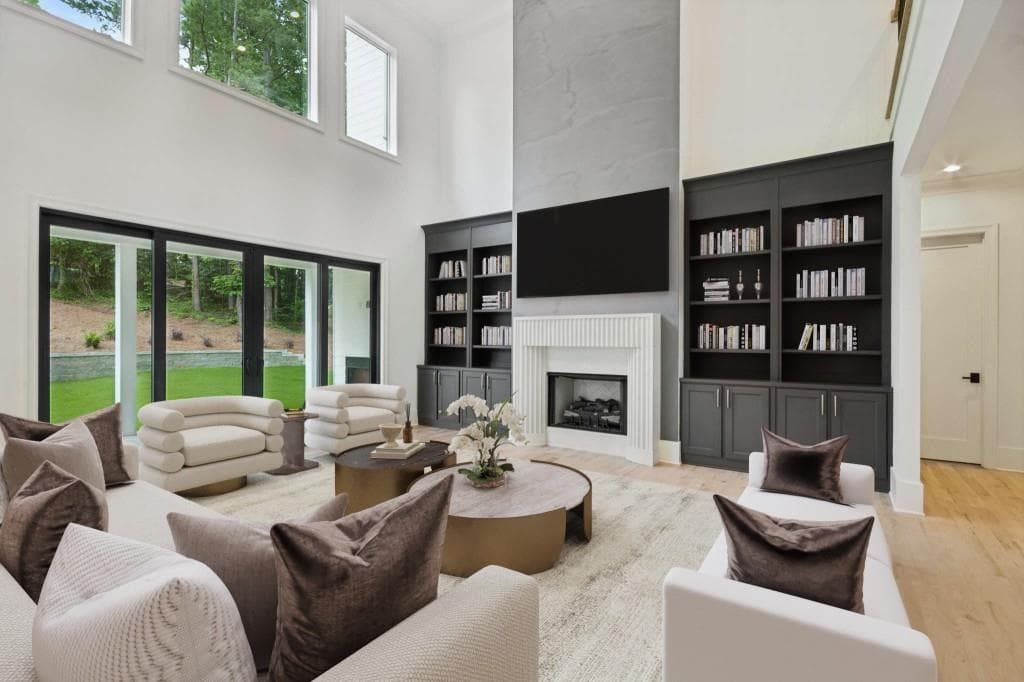 6 bedroom, 8 bathroom, 7,500 sq ft single family residence under contract at 328 Mirador Court, Marietta, GA 30068 — photo 4