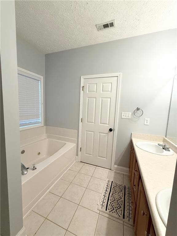 3 bedroom, 3 bathroom, 1,773 sq ft single family residence under contract at 158 River Park Circle, Mcdonough, GA 30252 — photo 4