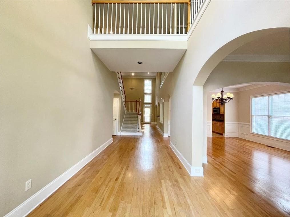 4 bedroom, 3 bathroom, 3,391 sq ft single family residence for rent at 455 Wembley Circle, Sandy Springs, GA 30328 for $3,995 a month — photo 2
