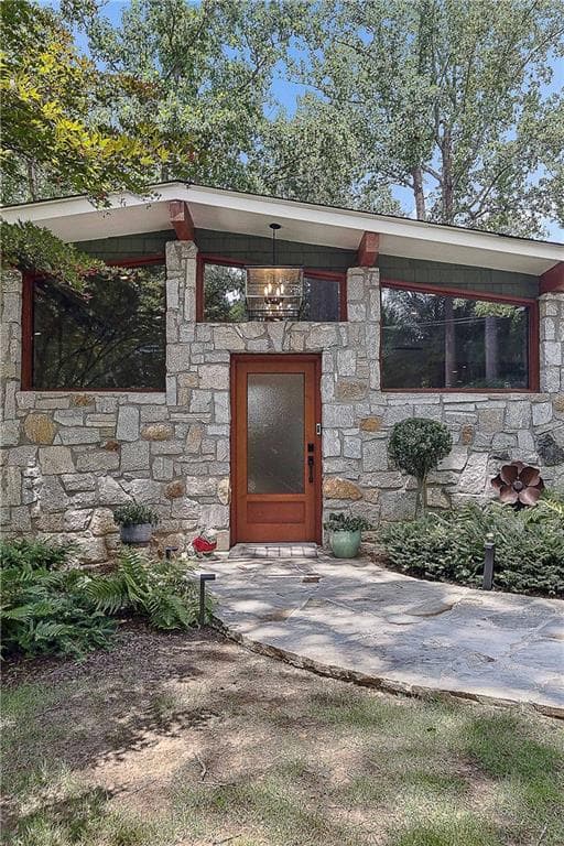 5 bedroom, 4 bathroom, 4,864 sq ft single family residence under contract at 1164 Bonview Lane, Atlanta, GA 30324 — photo 8