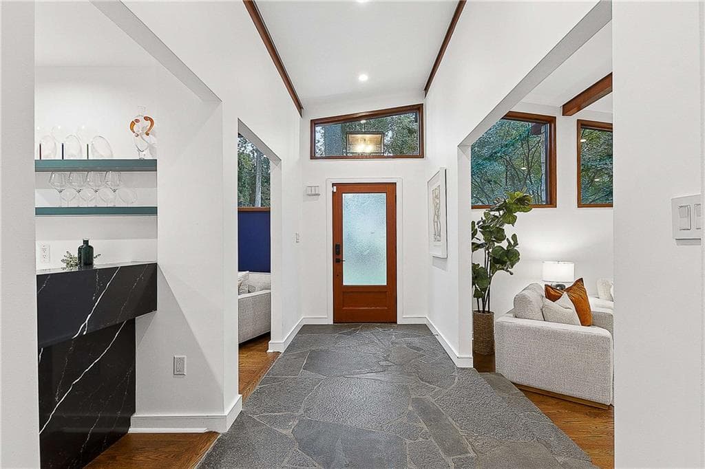 5 bedroom, 4 bathroom, 4,864 sq ft single family residence under contract at 1164 Bonview Lane, Atlanta, GA 30324 — photo 10