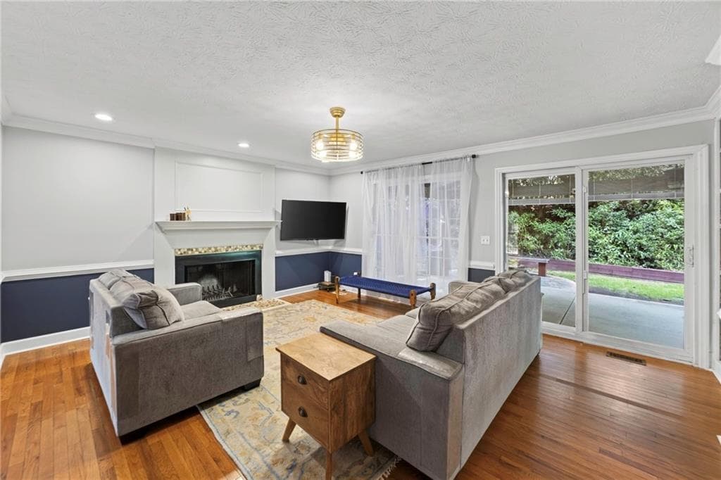 4 bedroom, 3 bathroom, 2,609 sq ft single family residence for sale at 206 Comstock Court, Lawrenceville, GA 30044 — photo 7