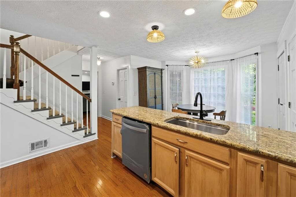 4 bedroom, 3 bathroom, 2,609 sq ft single family residence for sale at 206 Comstock Court, Lawrenceville, GA 30044 — photo 10