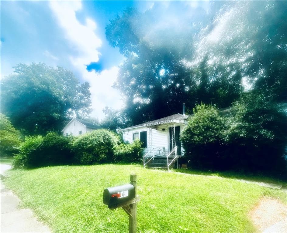 5 bedroom, 2 bathroom, 1,548 sq ft single family residence sold at 340 Fort Street, Marietta, GA 30060