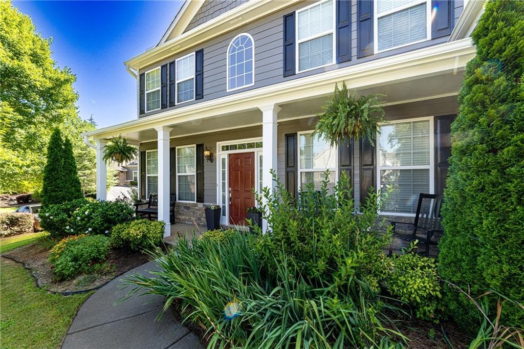 5 bedroom, 3 bathroom, 3,070 sq ft single family residence for sale at 2445 Fisk Falls Drive, Braselton, GA 30517 — photo 7