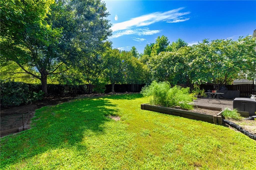 5 bedroom, 3 bathroom, 3,070 sq ft single family residence for sale at 2445 Fisk Falls Drive, Braselton, GA 30517 — photo 9