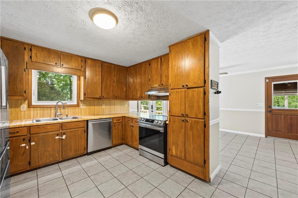 4 bedroom, 3 bathroom, 3,517 sq ft single family residence for sale at 1542 Lumpkin County Parkway, Dahlonega, GA 30533 — photo 10
