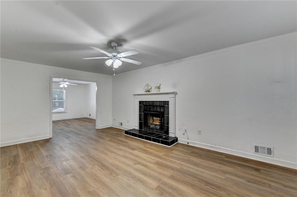 2 bedroom, 2 bathroom, 1,364 sq ft townhouse for sale at 5025 Leeshire Trail 7, Tucker, GA 30084 — photo 4