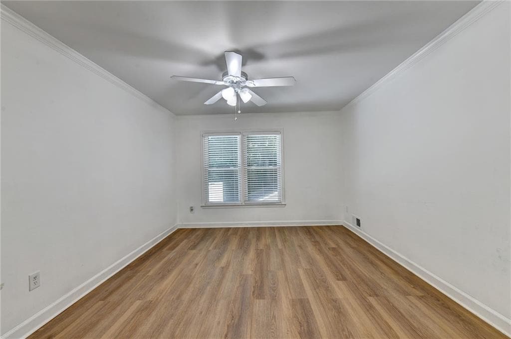 2 bedroom, 2 bathroom, 1,364 sq ft townhouse for sale at 5025 Leeshire Trail 7, Tucker, GA 30084 — photo 7
