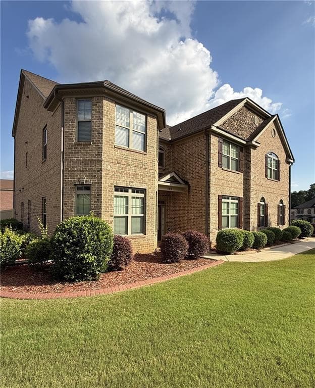 6 bedroom, 5 bathroom, 6,104 sq ft single family residence for sale at 105 Way Point Drive, Stockbridge, GA 30281 — photo 2