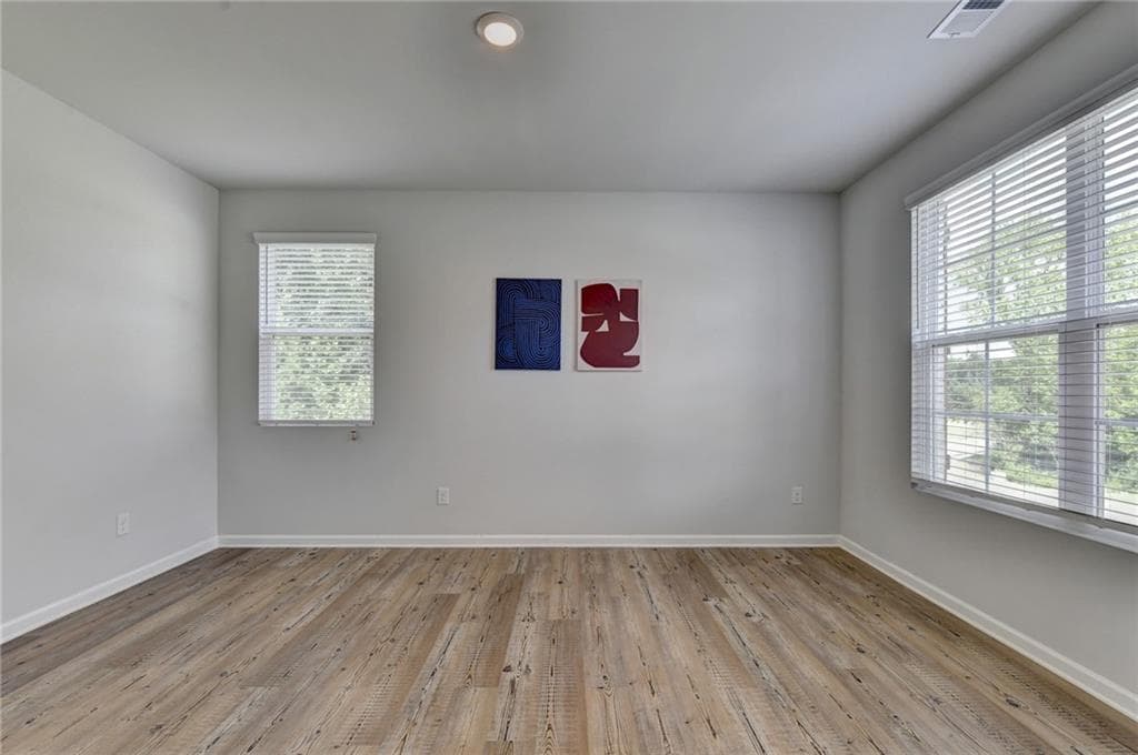 4 bedroom, 3 bathroom, 3,004 sq ft single family residence for sale at 3828 Amicus Drive, Buford, GA 30519 — photo 4