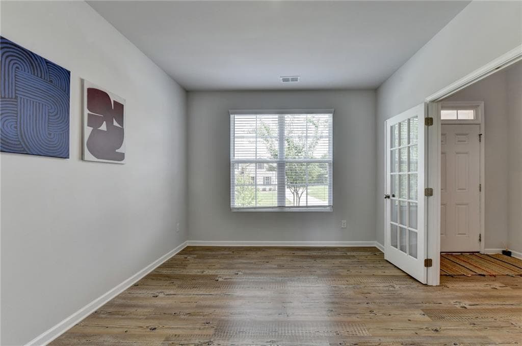 4 bedroom, 3 bathroom, 3,004 sq ft single family residence for sale at 3828 Amicus Drive, Buford, GA 30519 — photo 5
