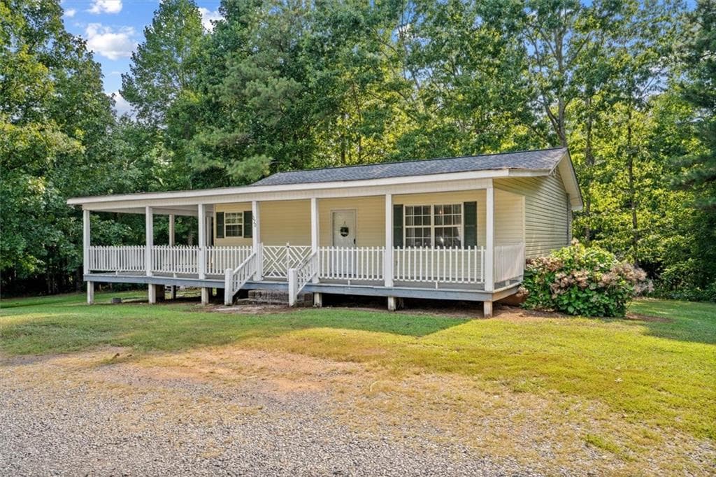 2 bedroom, 1 bathroom, 1,040 sq ft single family residence under contract at 1020 Davenport Road, Dalton, GA 30721 — photo 2