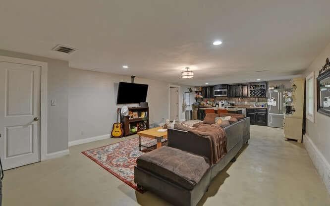 4 bedroom, 5 bathroom, 5,532 sq ft single family residence for sale at 1330 Mccannon Morris Road, Hull, GA 30646 — photo 4