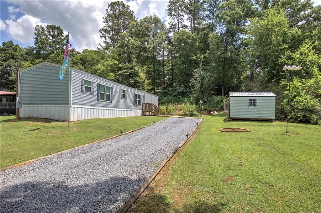 3 bedroom, 2 bathroom, 1,190 sq ft single family residence for sale at 115 Webberdale Drive, Plainville, GA 30733 — photo 4
