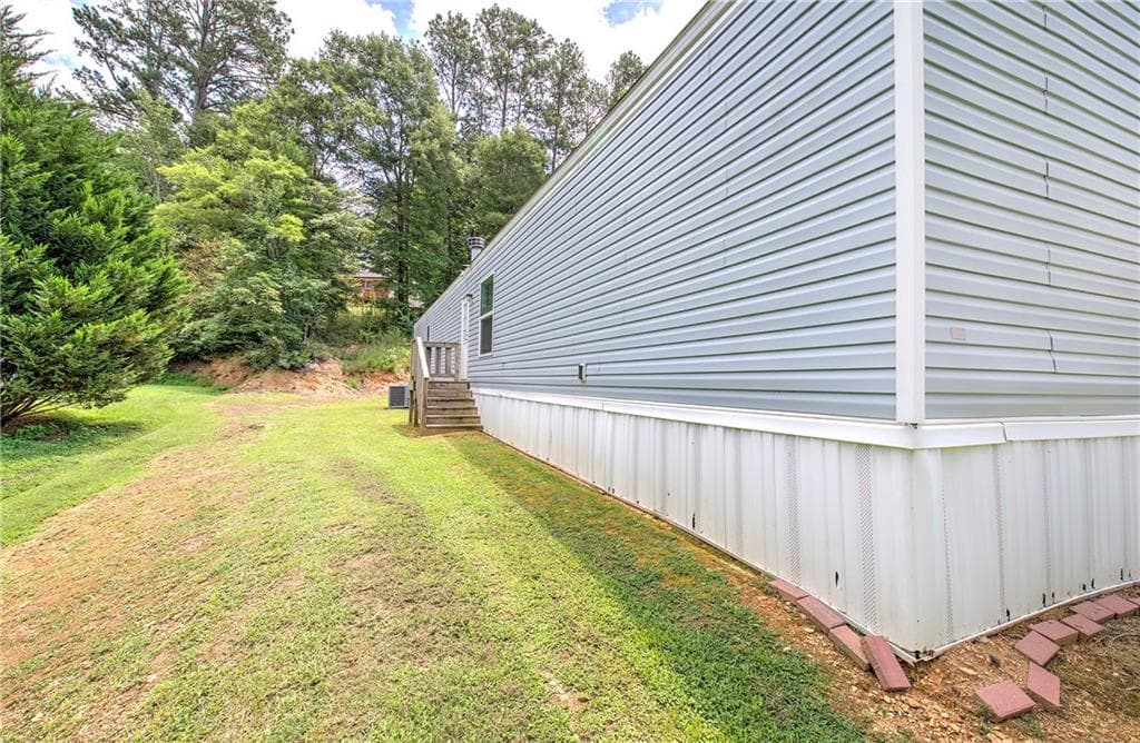 3 bedroom, 2 bathroom, 1,190 sq ft single family residence for sale at 115 Webberdale Drive, Plainville, GA 30733 — photo 10