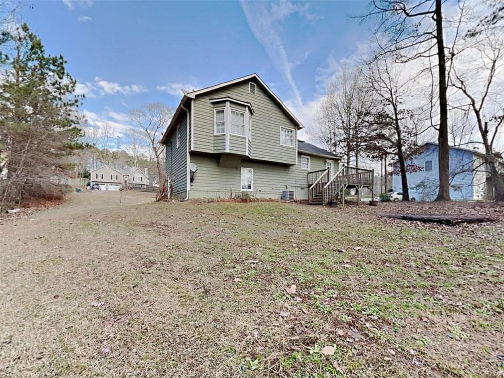 3 bedroom, 2 bathroom, 1,180 sq ft single family residence for sale at 383 Robin Hood Drive, Douglasville, GA 30134 — photo 2