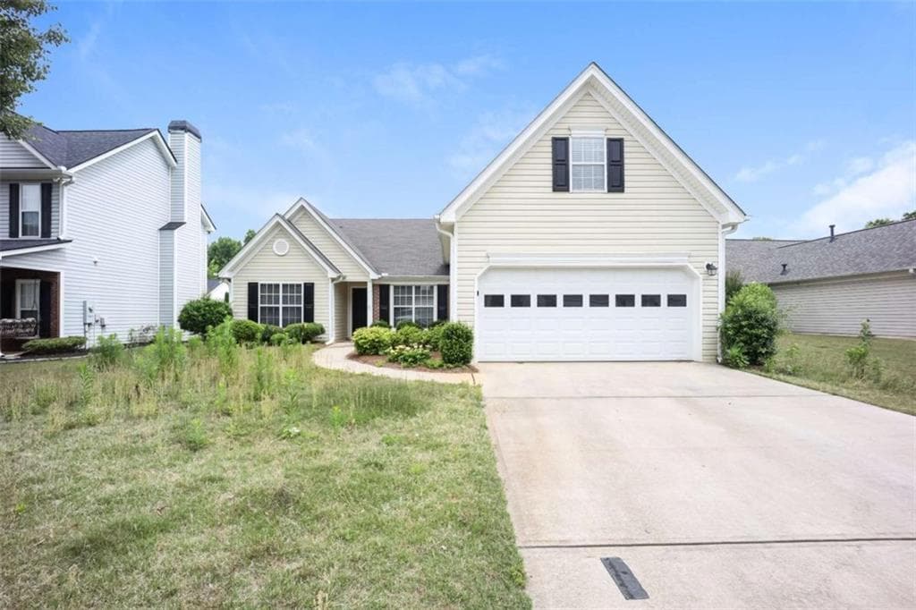 3 bedroom, 3 bathroom, 1,645 sq ft single family residence for sale at 413 Baldwin Court, Newnan, GA 30263